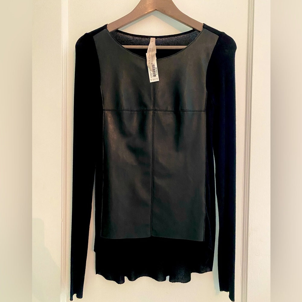 New with tags Bailey 44 black top - size S
